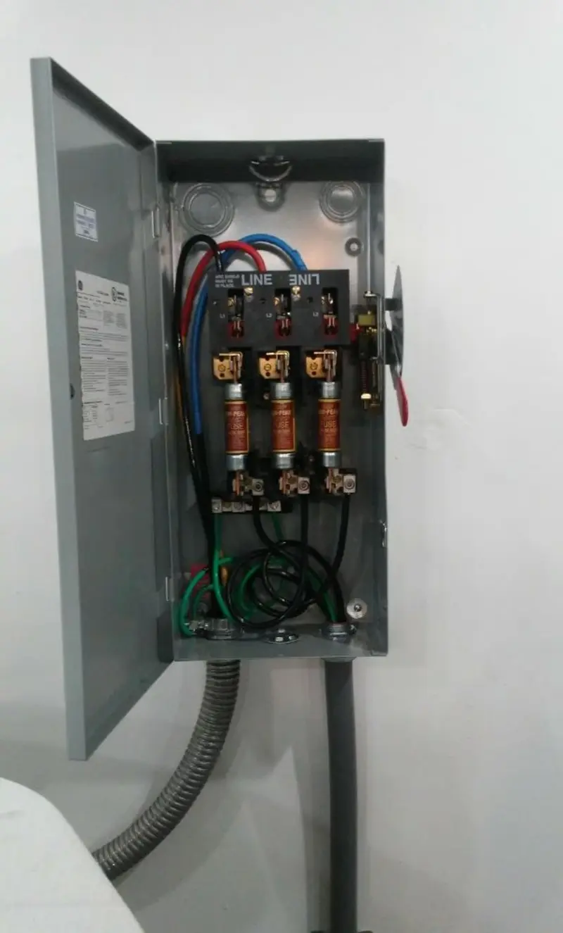 Three-phase disconnect switch installed for Electrical Wiring & Rewiring in Salmon Creek